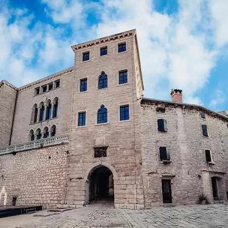 Apartamento Mon Perin Castrum - Una I Tena *